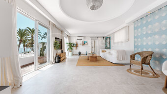 Oasis Club - Frontline Beach on Golden Mile