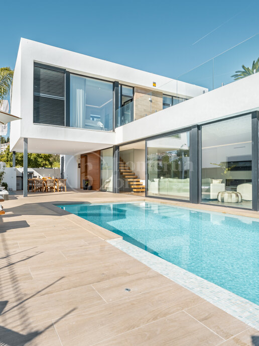 Villa att hyra i El Campanario, Estepona Öst