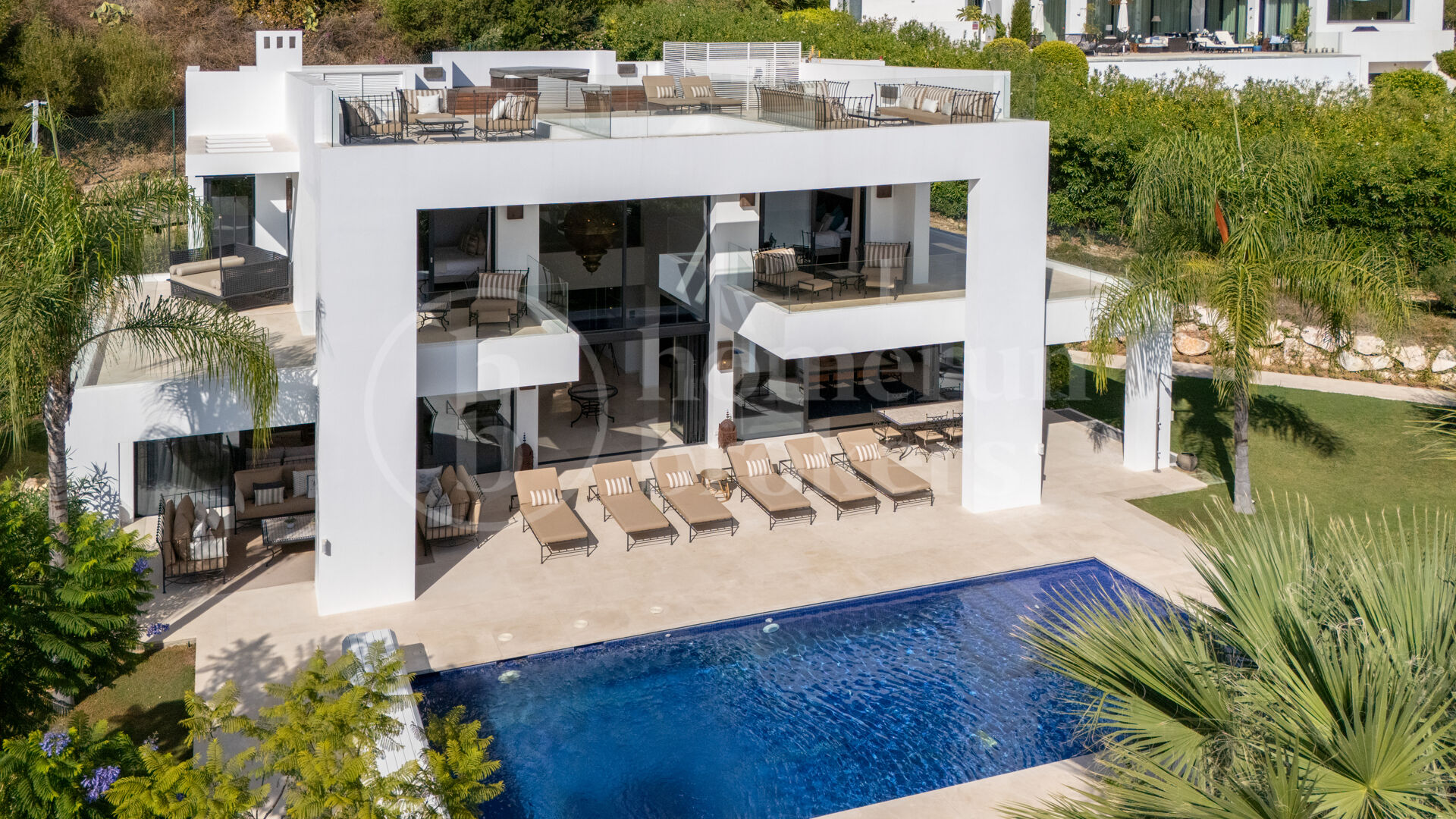 Villa Los Olivos 16 – Contemporary Luxury Villa for Sale in Nueva Andalucía, Marbella