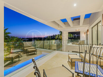 Villa Los Olivos 16 – Contemporary Luxury Villa for Sale in Nueva Andalucía, Marbella