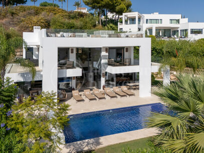 Villa Los Olivos 16 – Contemporary Luxury Villa for Sale in Nueva Andalucía, Marbella