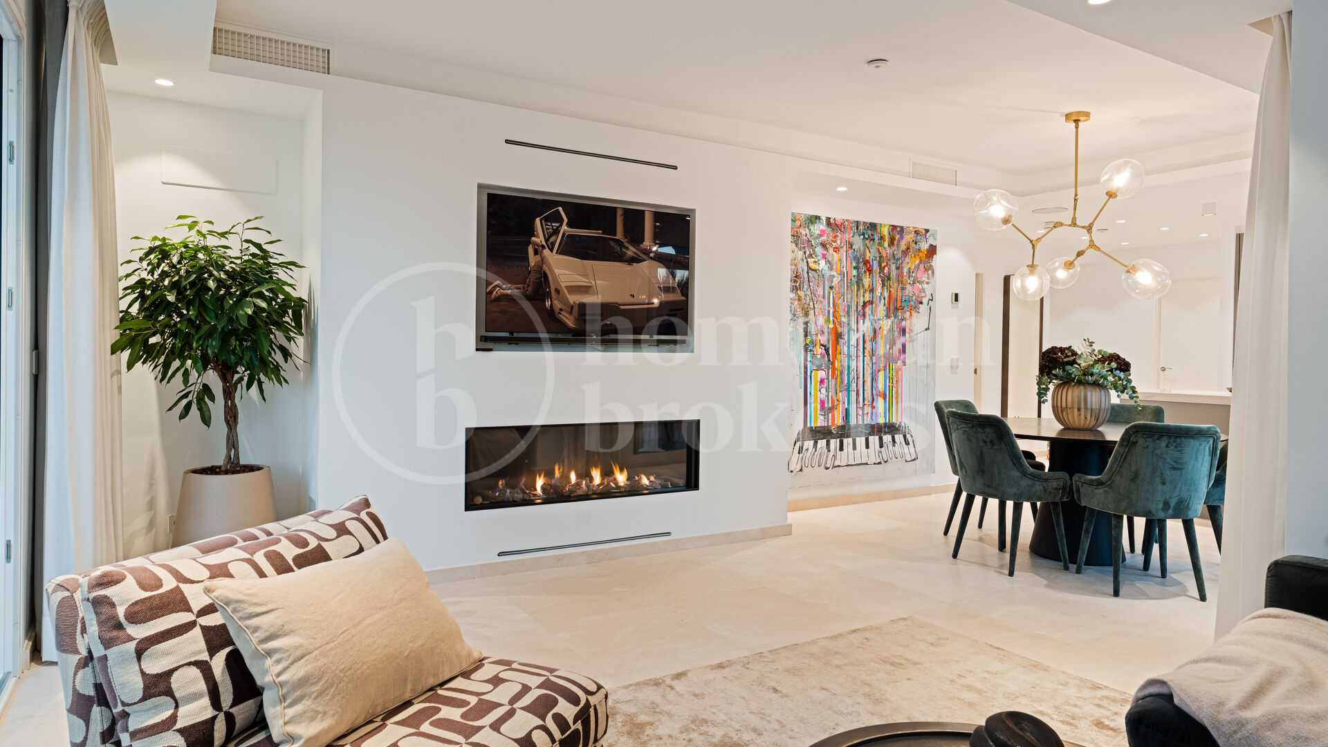 Penthouse Horizon - Elegant Three-Bedroom Duplex with Sea Views in San Pedro