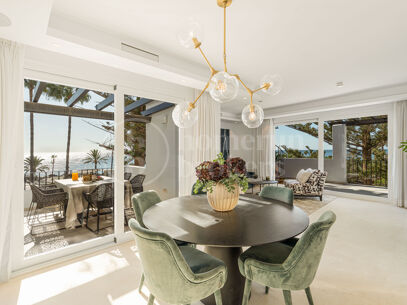 Penthouse Horizon - Elegant Three-Bedroom Duplex with Sea Views in San Pedro