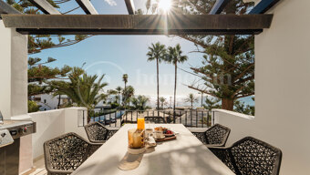 Penthouse Horizon - Elegant Three-Bedroom Duplex with Sea Views in San Pedro