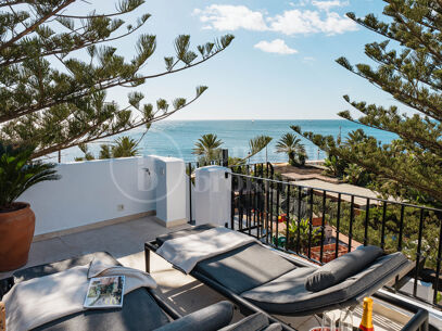 Penthouse Horizon - Elegant Three-Bedroom Duplex with Sea Views in San Pedro