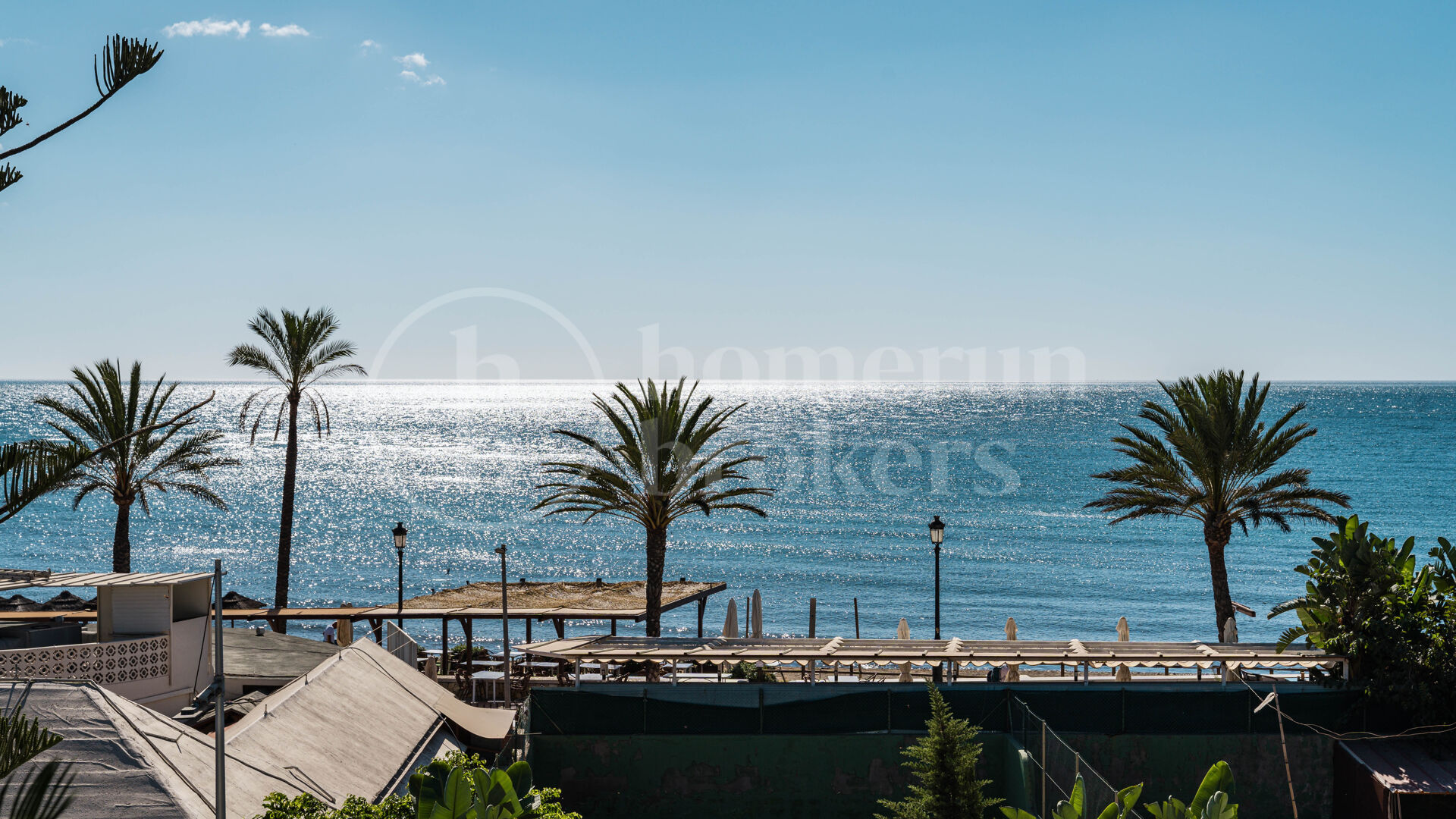 Penthouse Horizon - Elegant Three-Bedroom Duplex with Sea Views in San Pedro