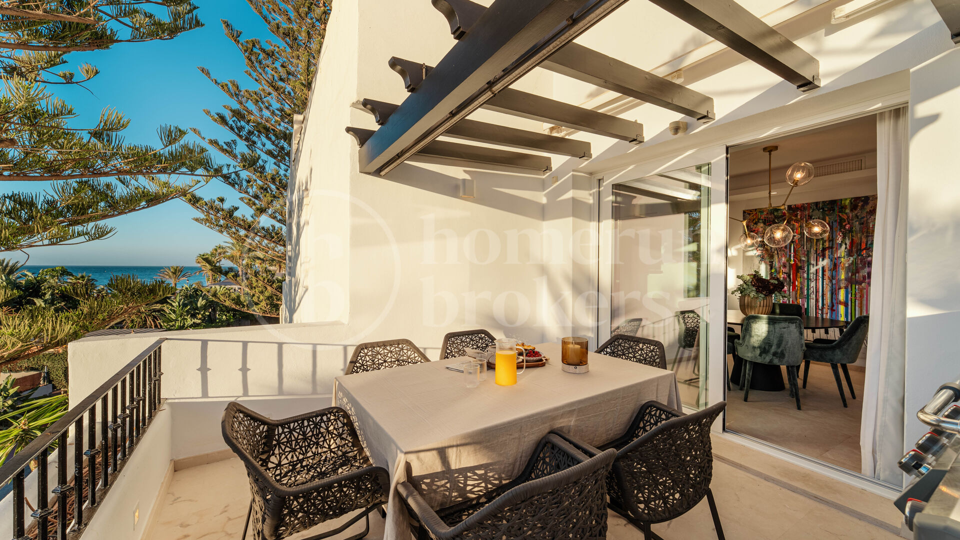 Penthouse Horizon - Elegant Three-Bedroom Duplex with Sea Views in San Pedro