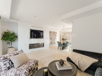 Penthouse Horizon - Elegant Three-Bedroom Duplex with Sea Views in San Pedro