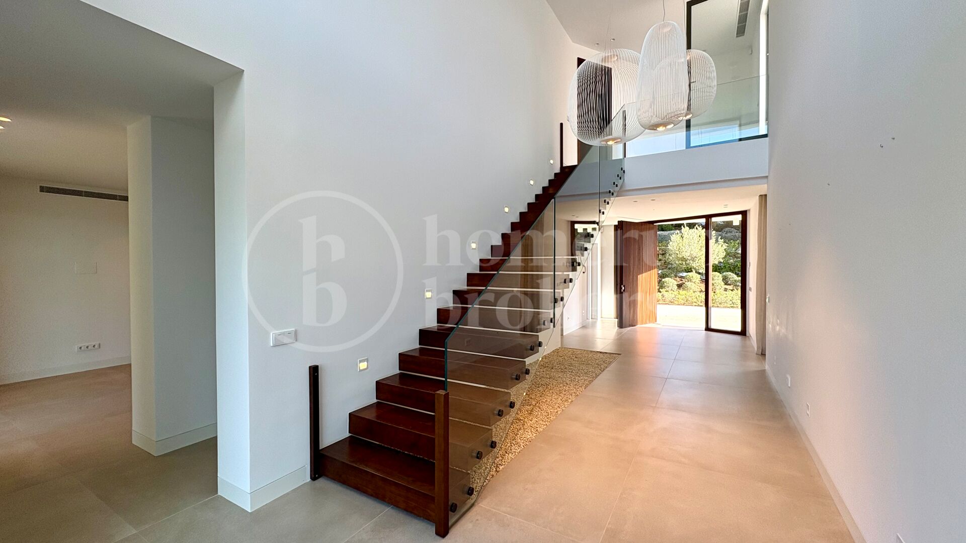 Villa Fairway - Samtida mästerverk vid golfbana i Sotogrande Alto