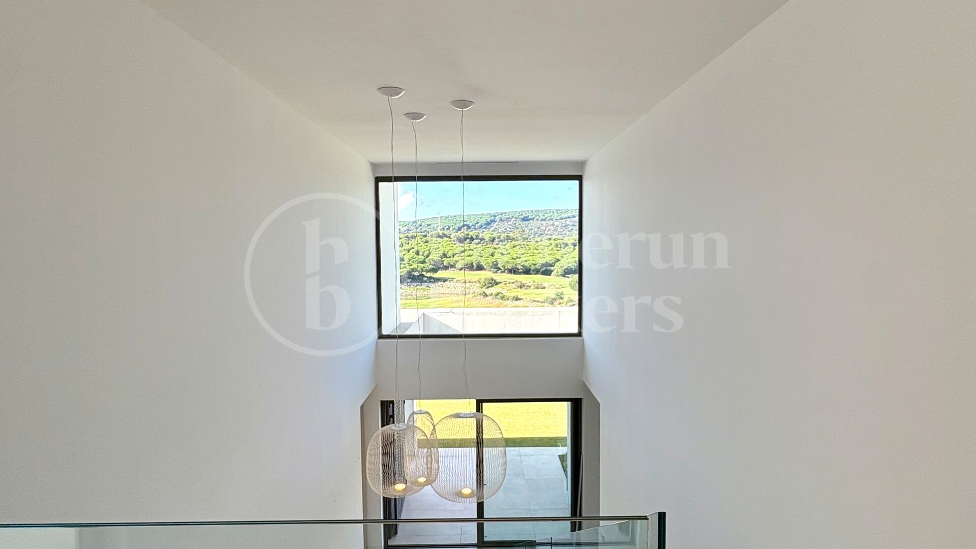 Villa Fairway - Samtida mästerverk vid golfbana i Sotogrande Alto