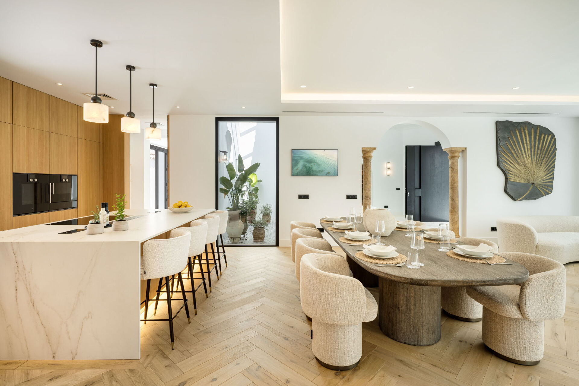 Villa Skyfall