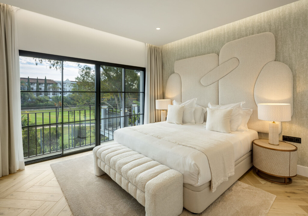 Villa Skyfall