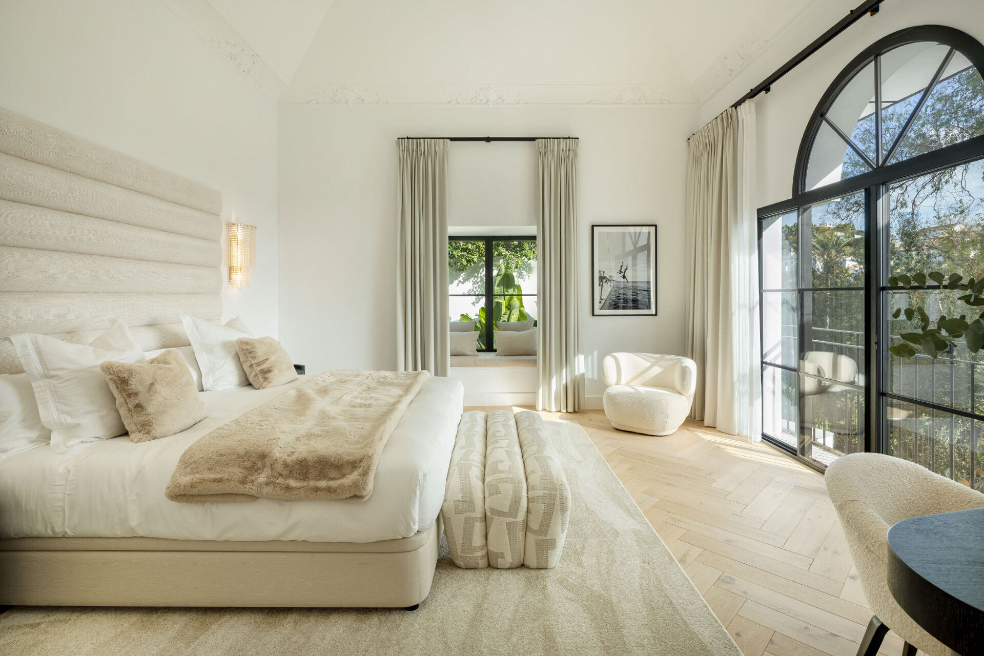 Villa Skyfall