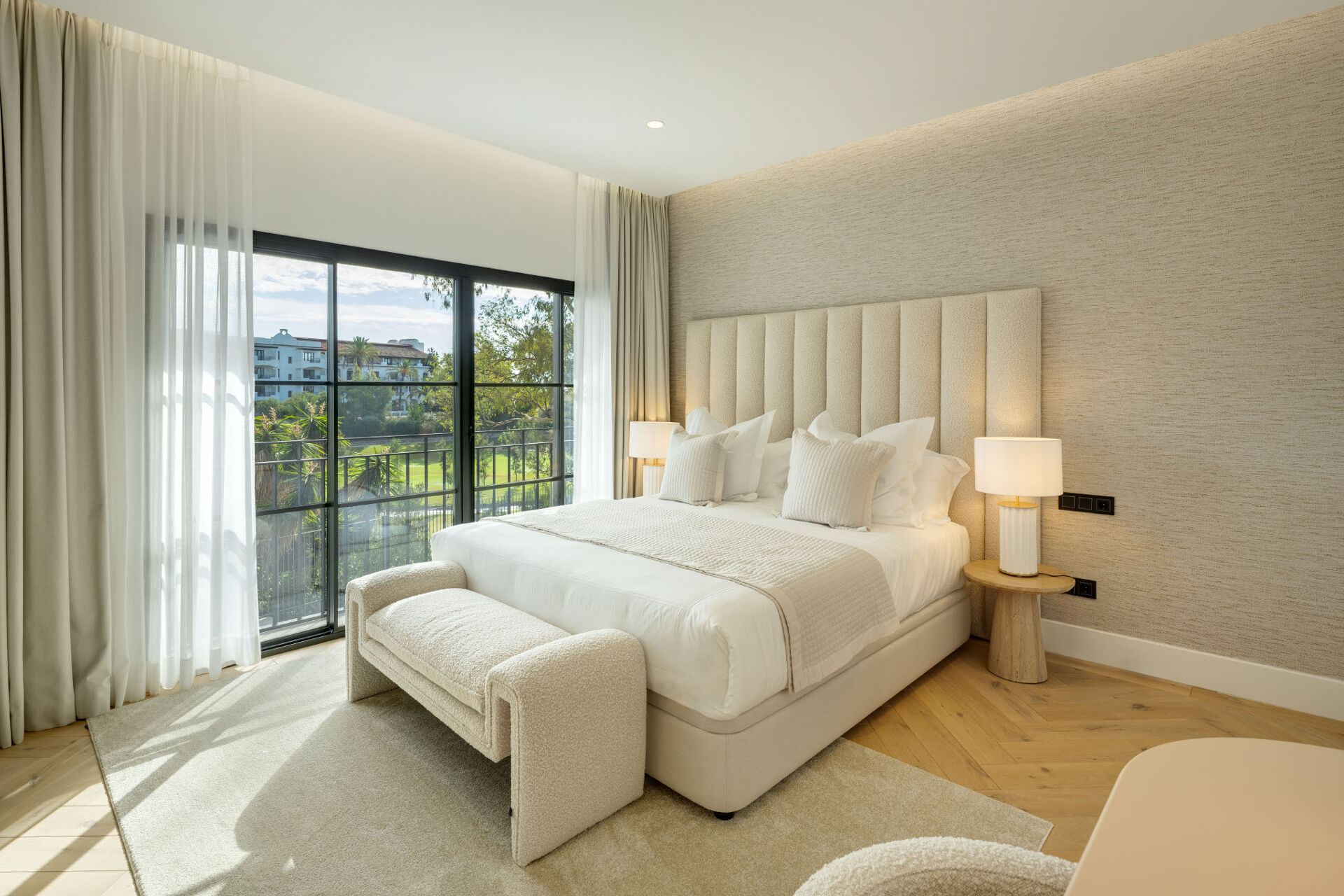 Villa Skyfall