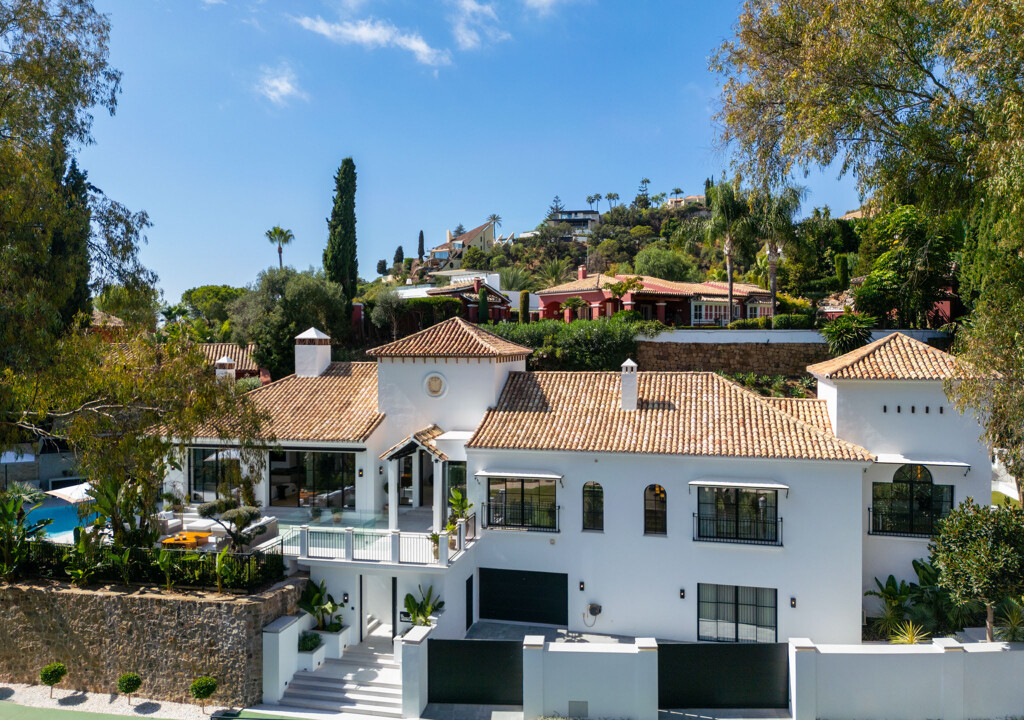 Villa Skyfall