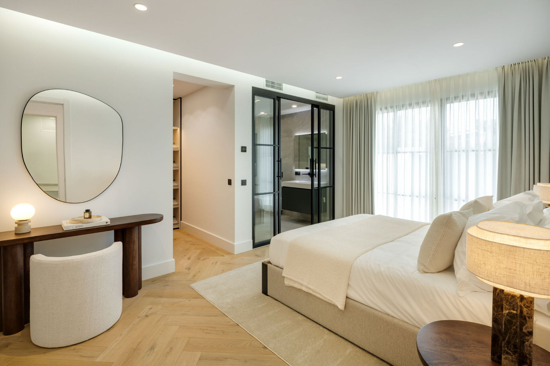 Villa Skyfall