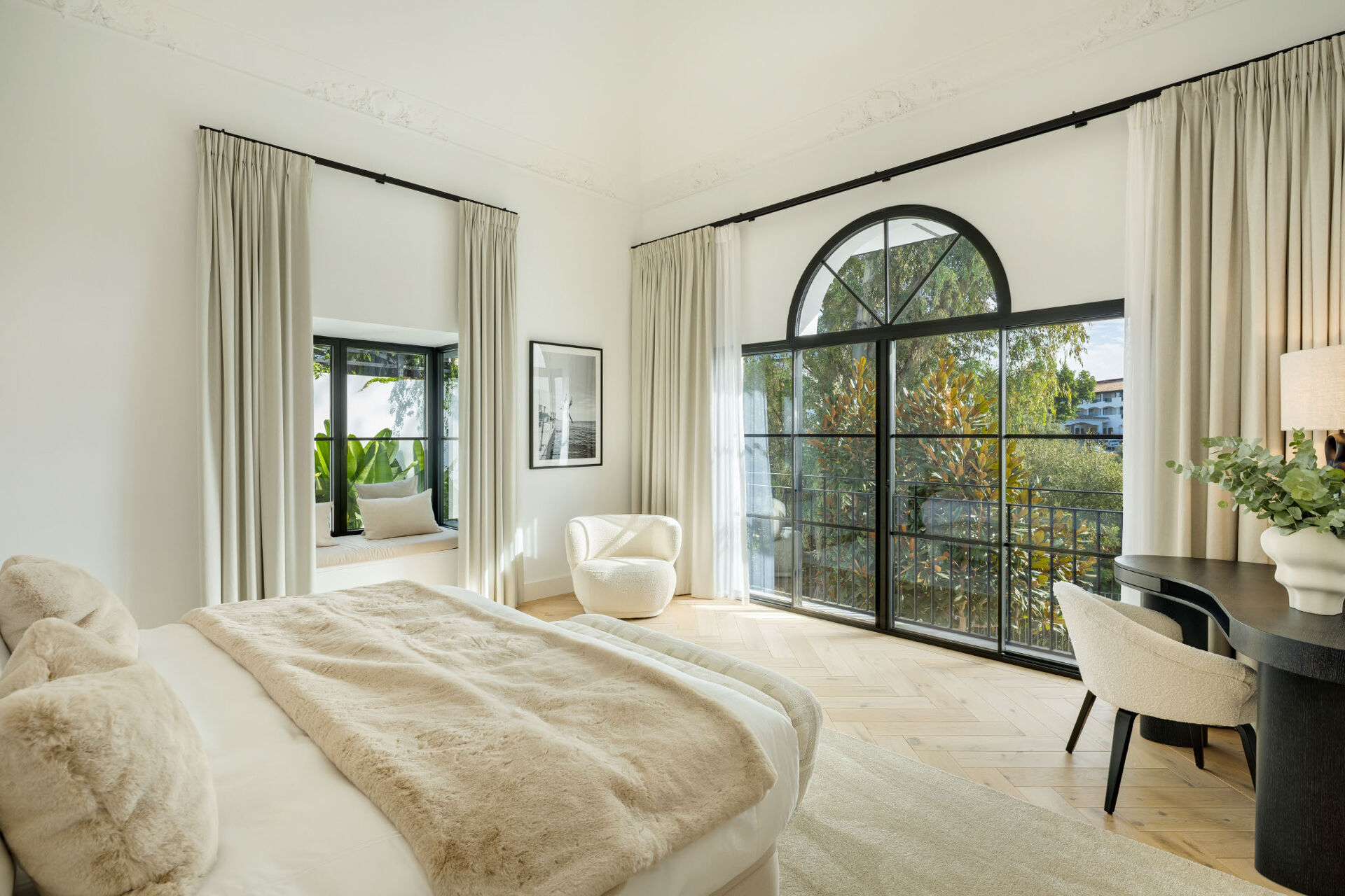 Villa Skyfall