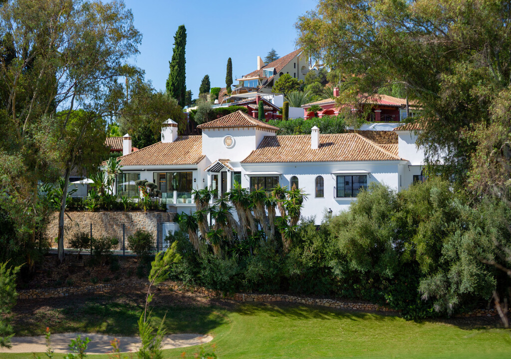 Villa Skyfall