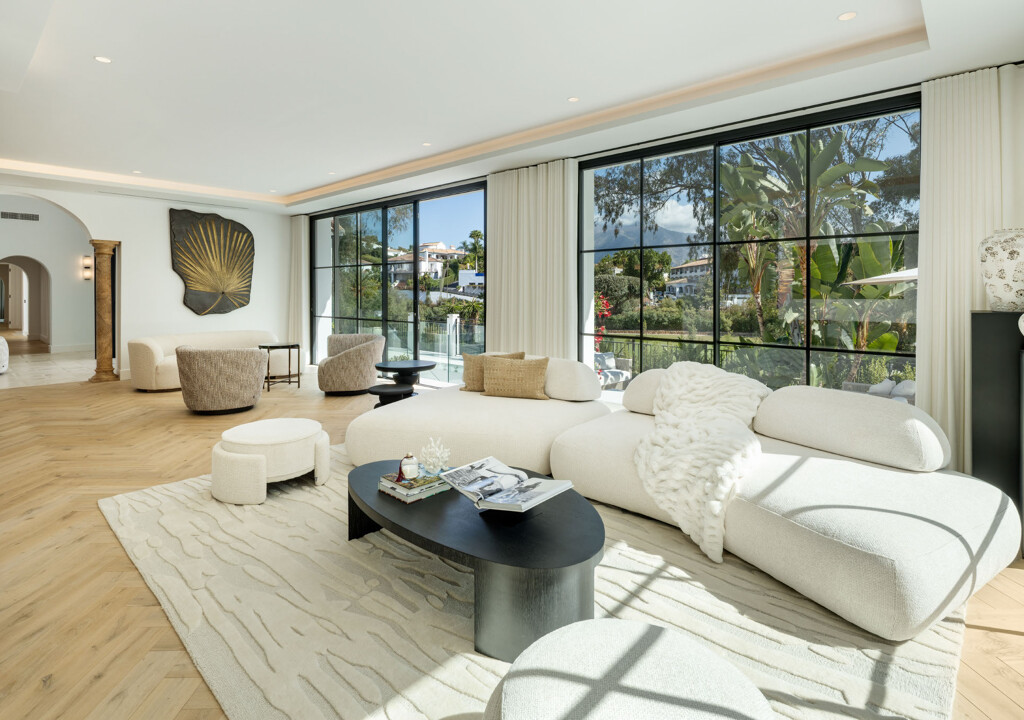 Villa Skyfall