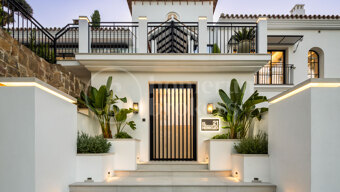 Villa Skyfall - Golf Front 5-Bedroom Villa in El Herrojo, La Quinta