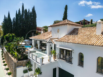 Villa Skyfall - Golf Front 5-Bedroom Villa in El Herrojo, La Quinta