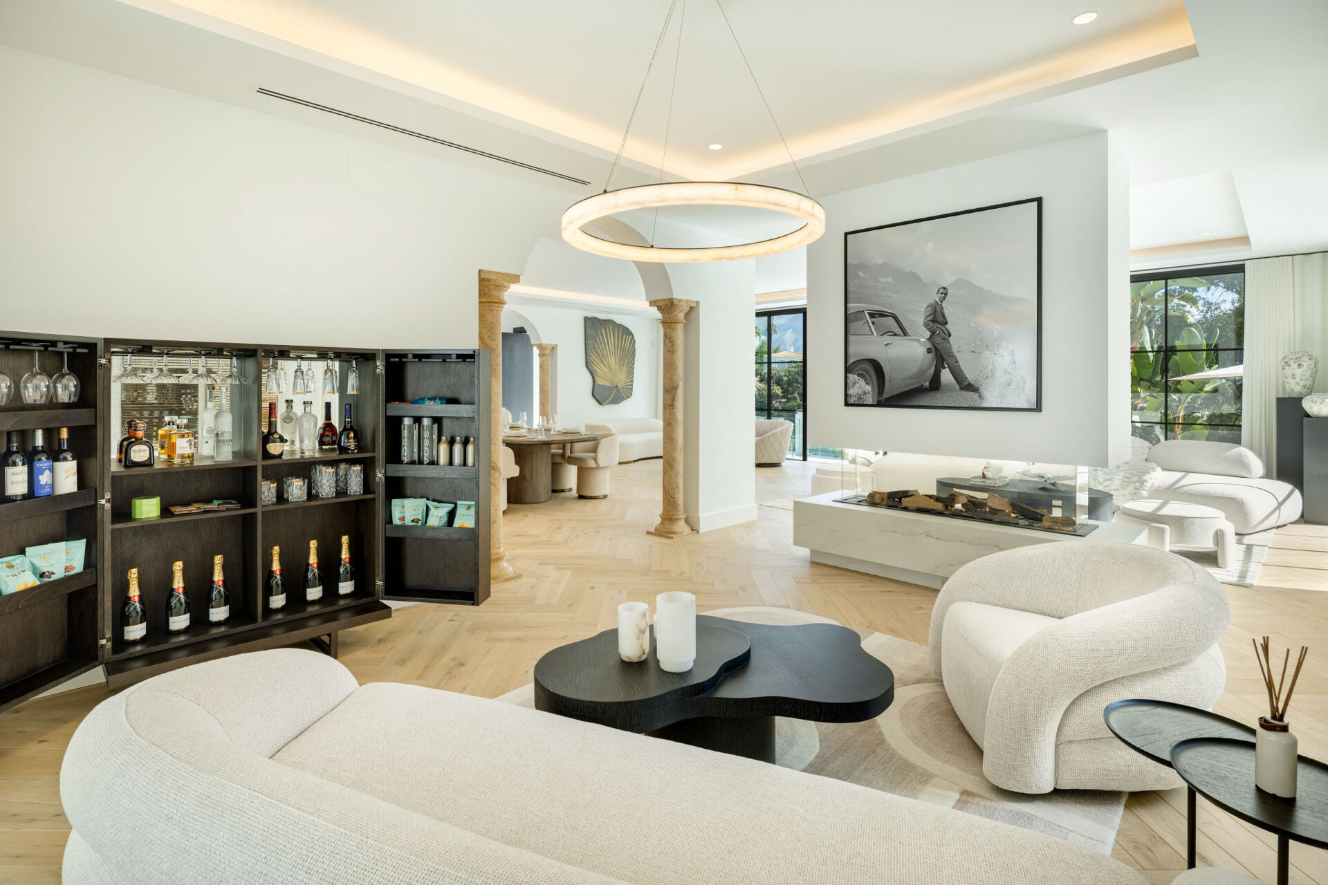 Villa Skyfall