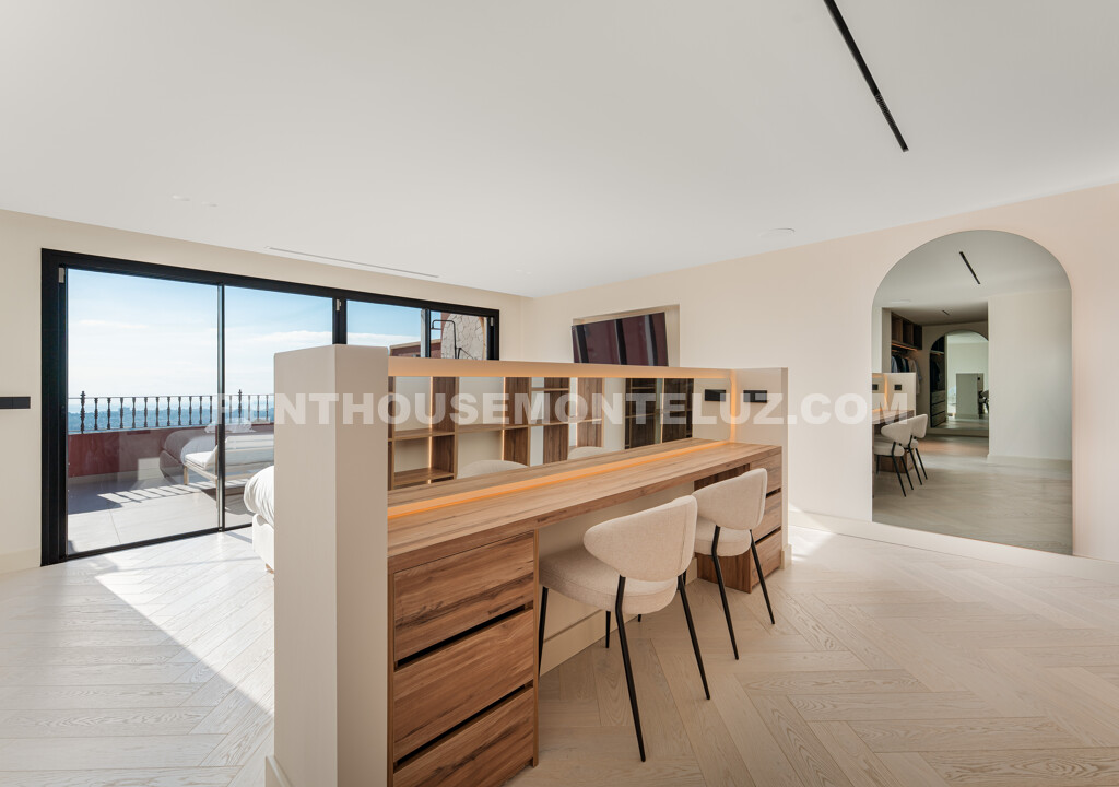Penthouse Monte Luz