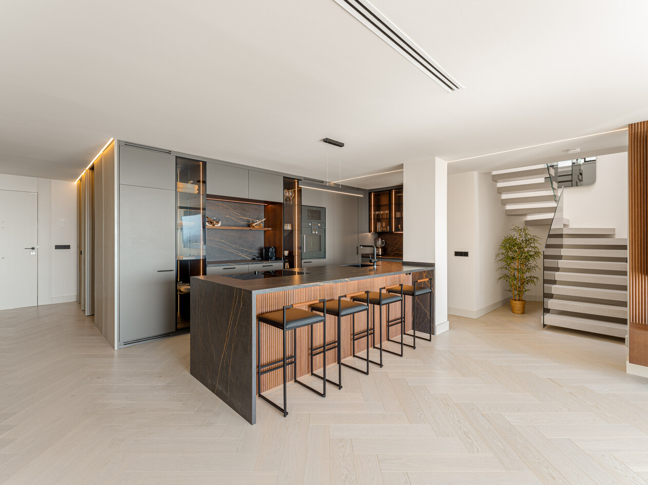 Penthouse Monte Luz