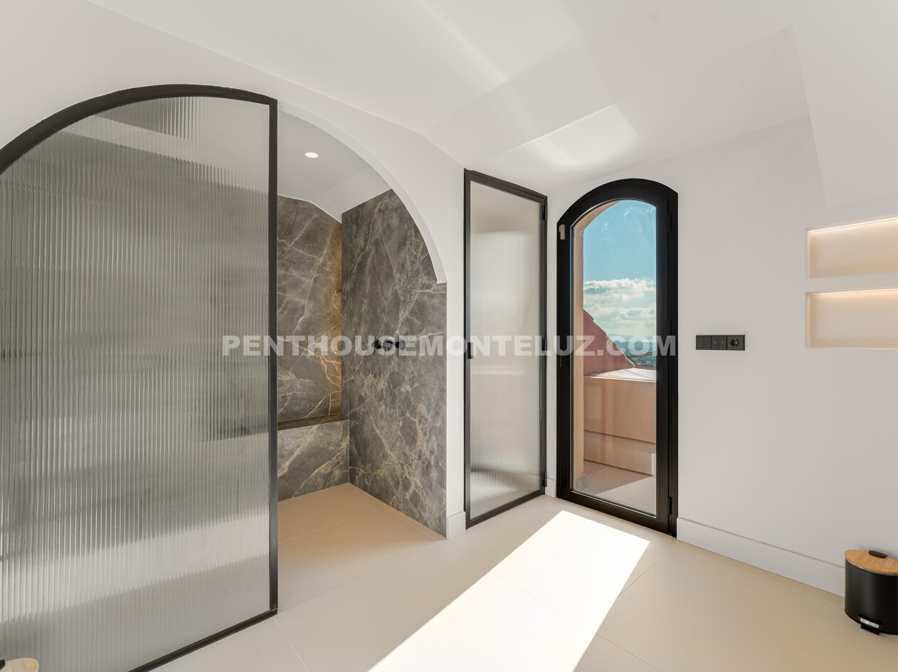 Penthouse Monte Luz