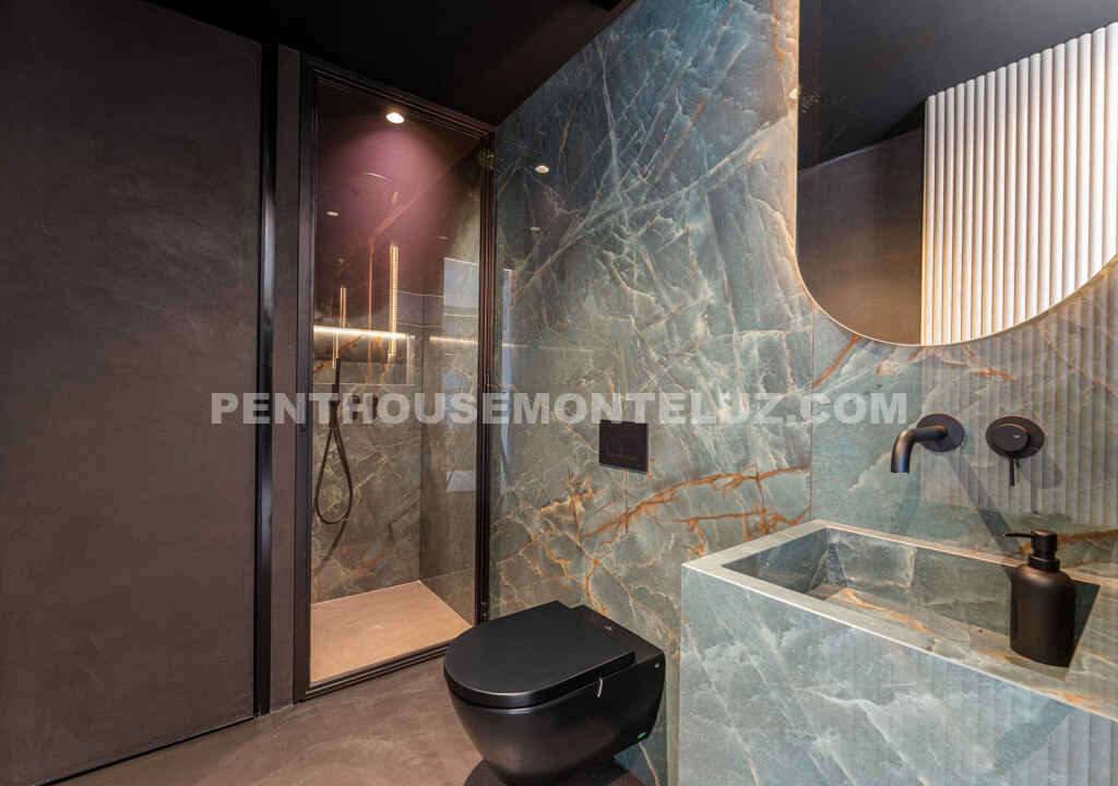 Penthouse Monte Luz