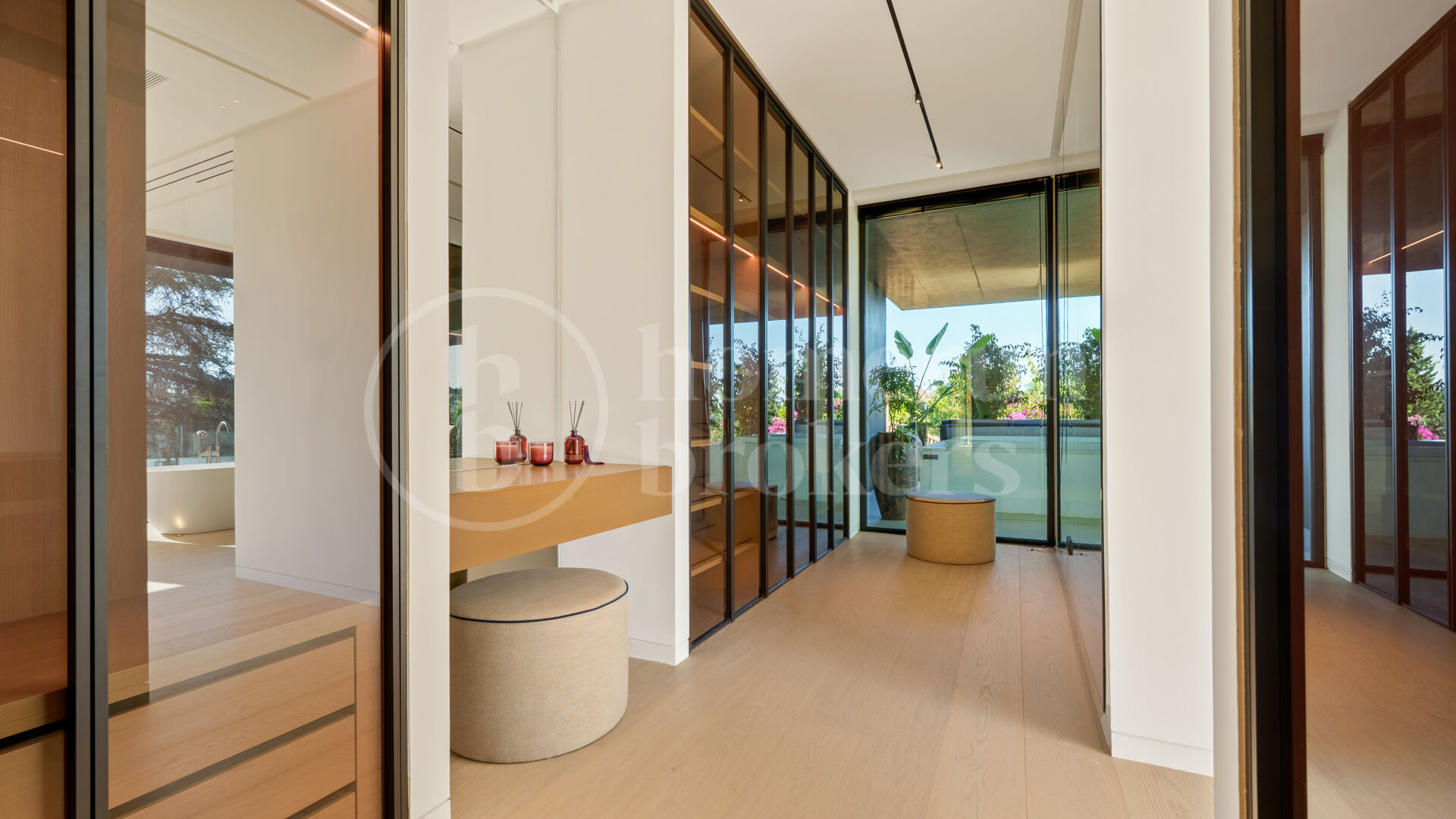 Casa Piemonte – Modern lyxvilla i Parcelas del Golf, Nueva Andalucía