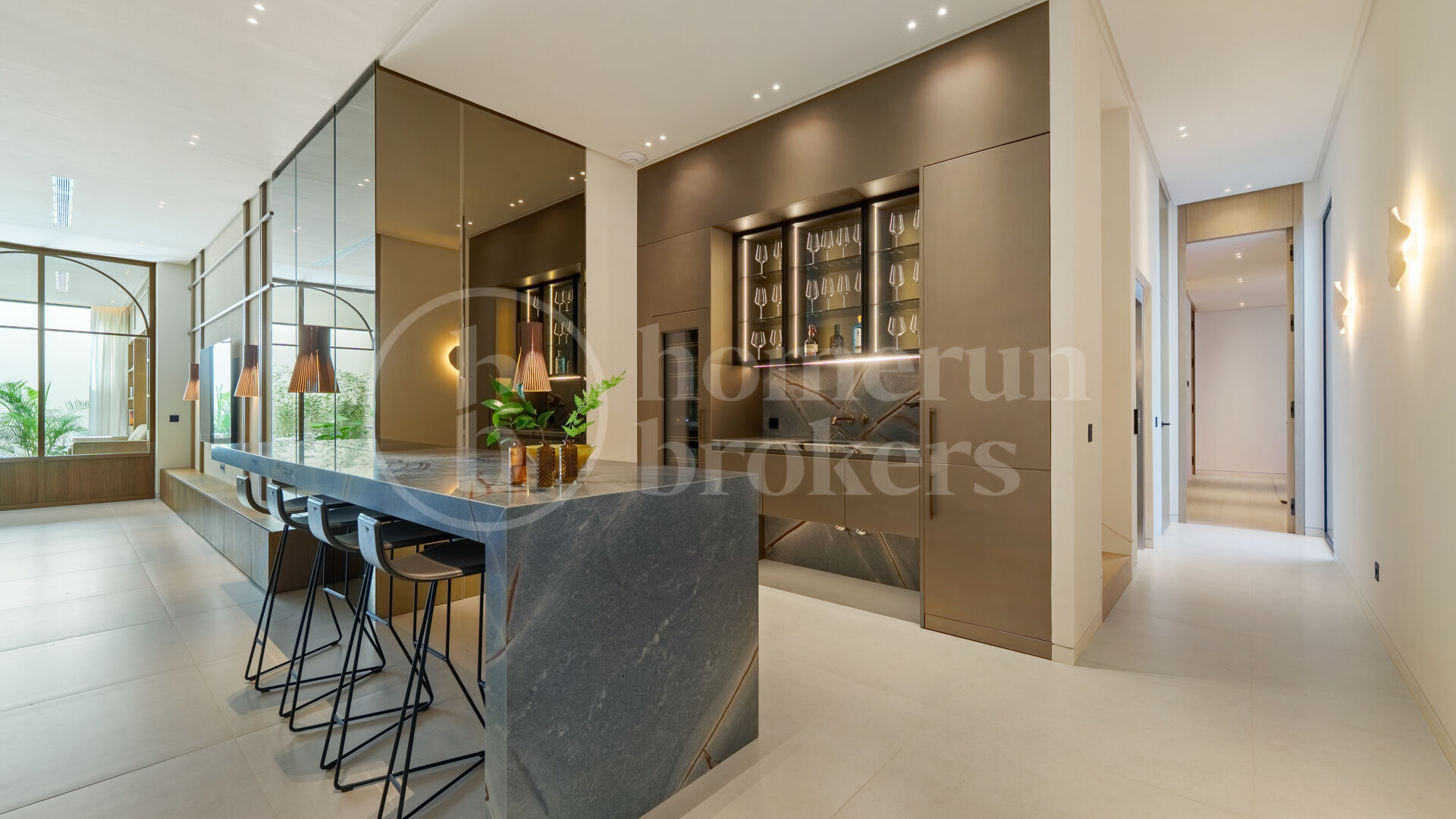 Casa Piemonte – Modern lyxvilla i Parcelas del Golf, Nueva Andalucía