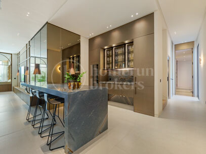 Casa Piemonte – Modern lyxvilla i Parcelas del Golf, Nueva Andalucía