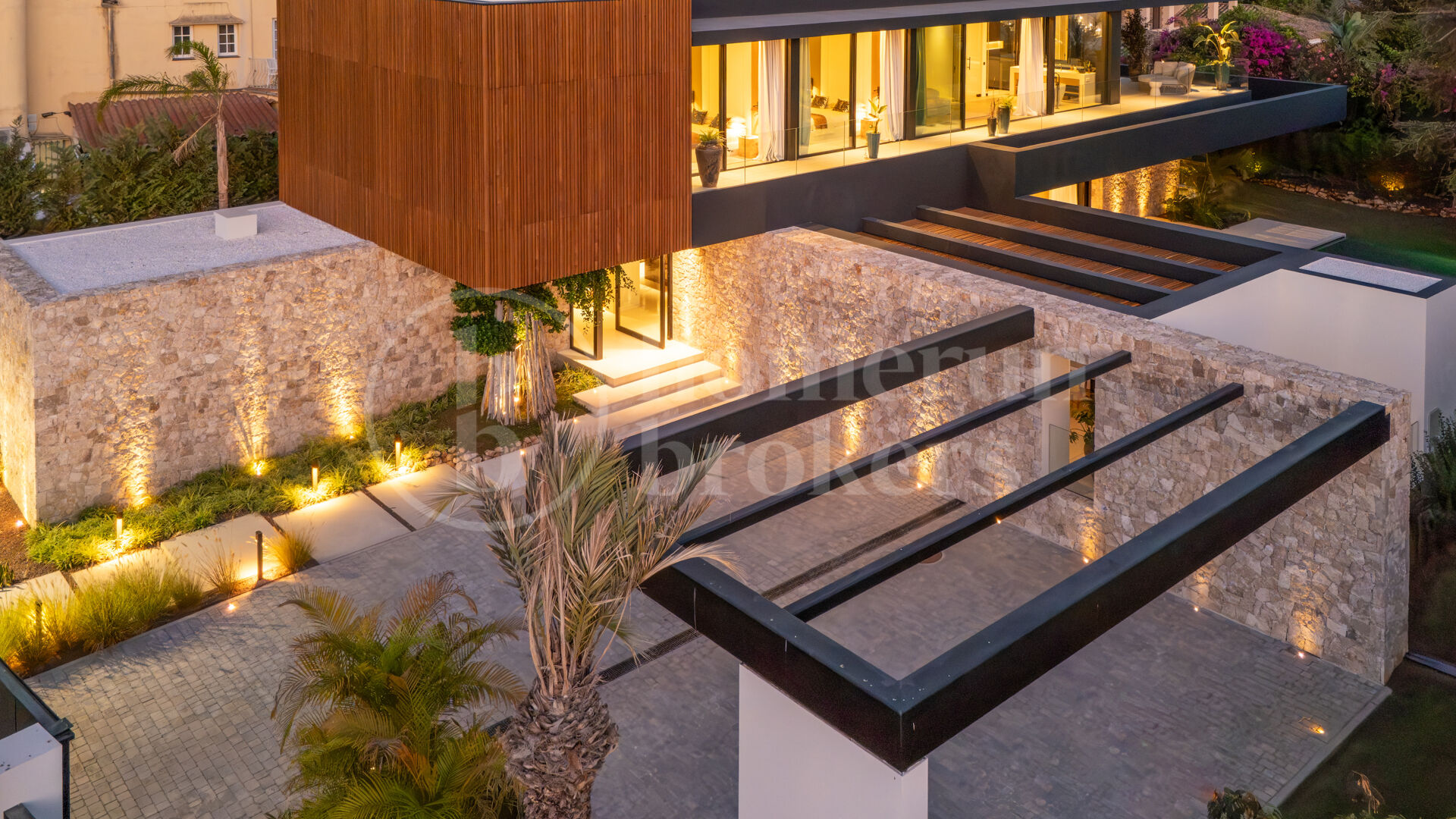 Casa Piemonte – Modern lyxvilla i Parcelas del Golf, Nueva Andalucía