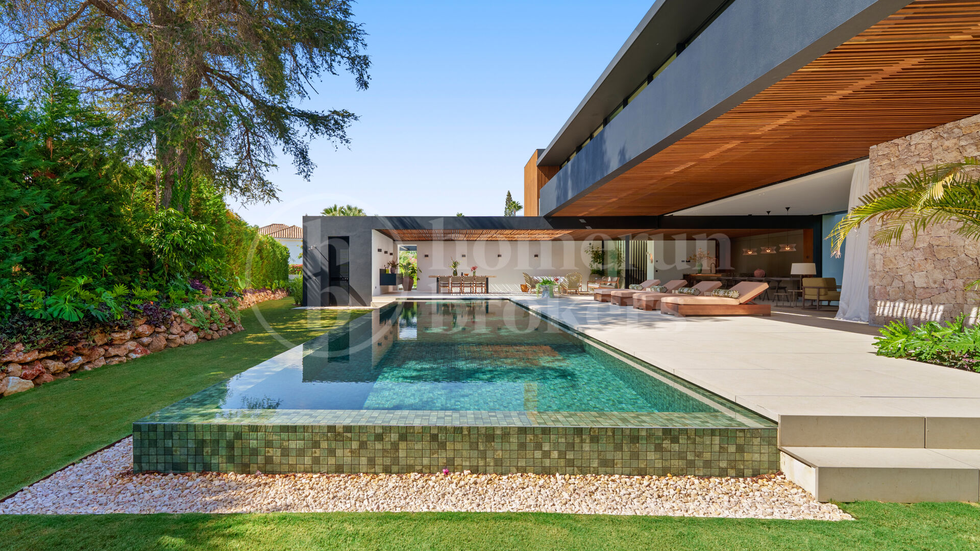 Casa Piemonte – Modern lyxvilla i Parcelas del Golf, Nueva Andalucía