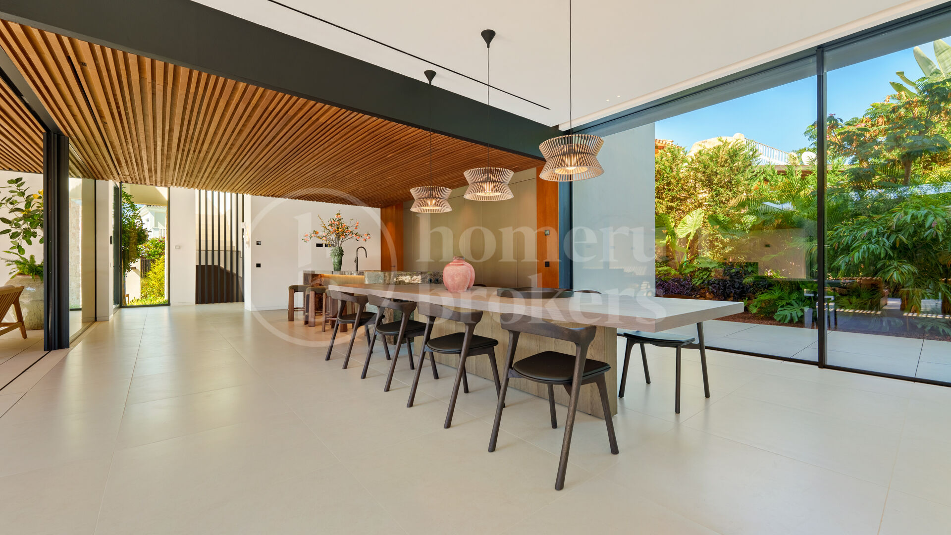 Casa Piemonte – Modern lyxvilla i Parcelas del Golf, Nueva Andalucía