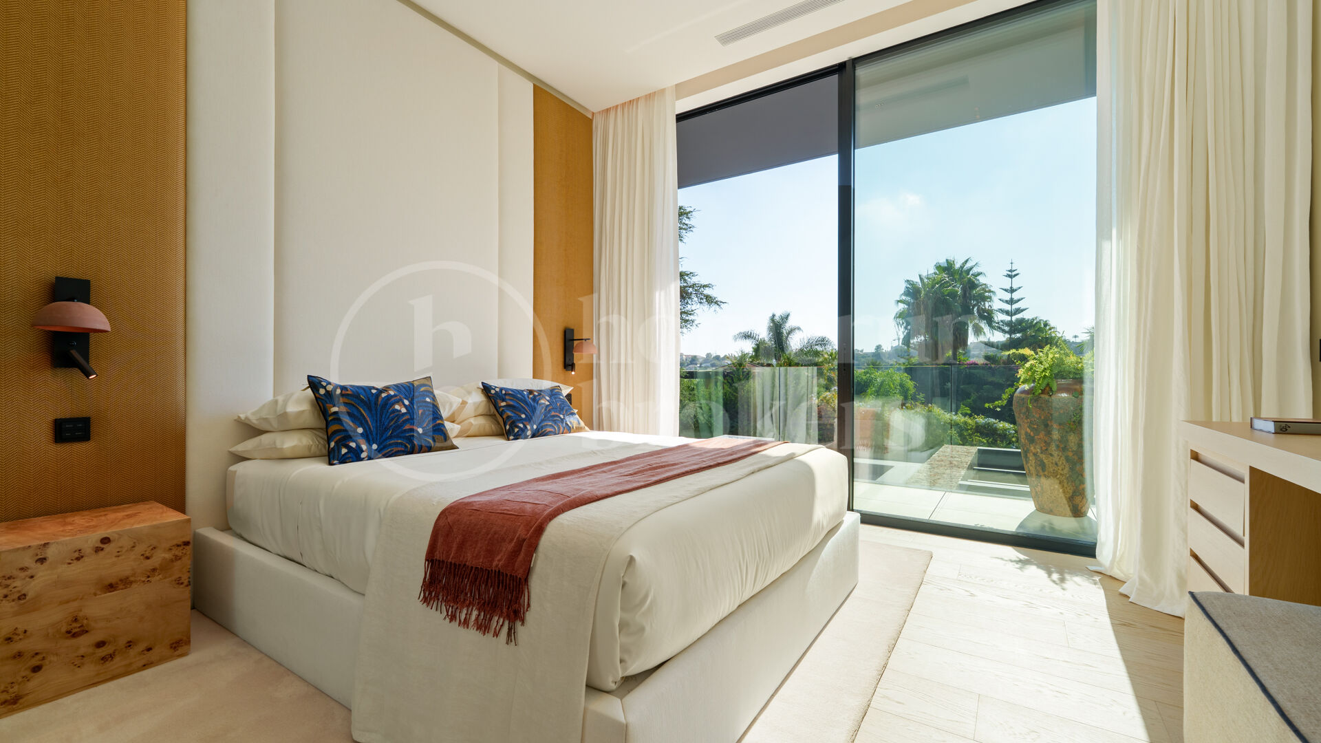 Casa Piemonte – Modern lyxvilla i Parcelas del Golf, Nueva Andalucía