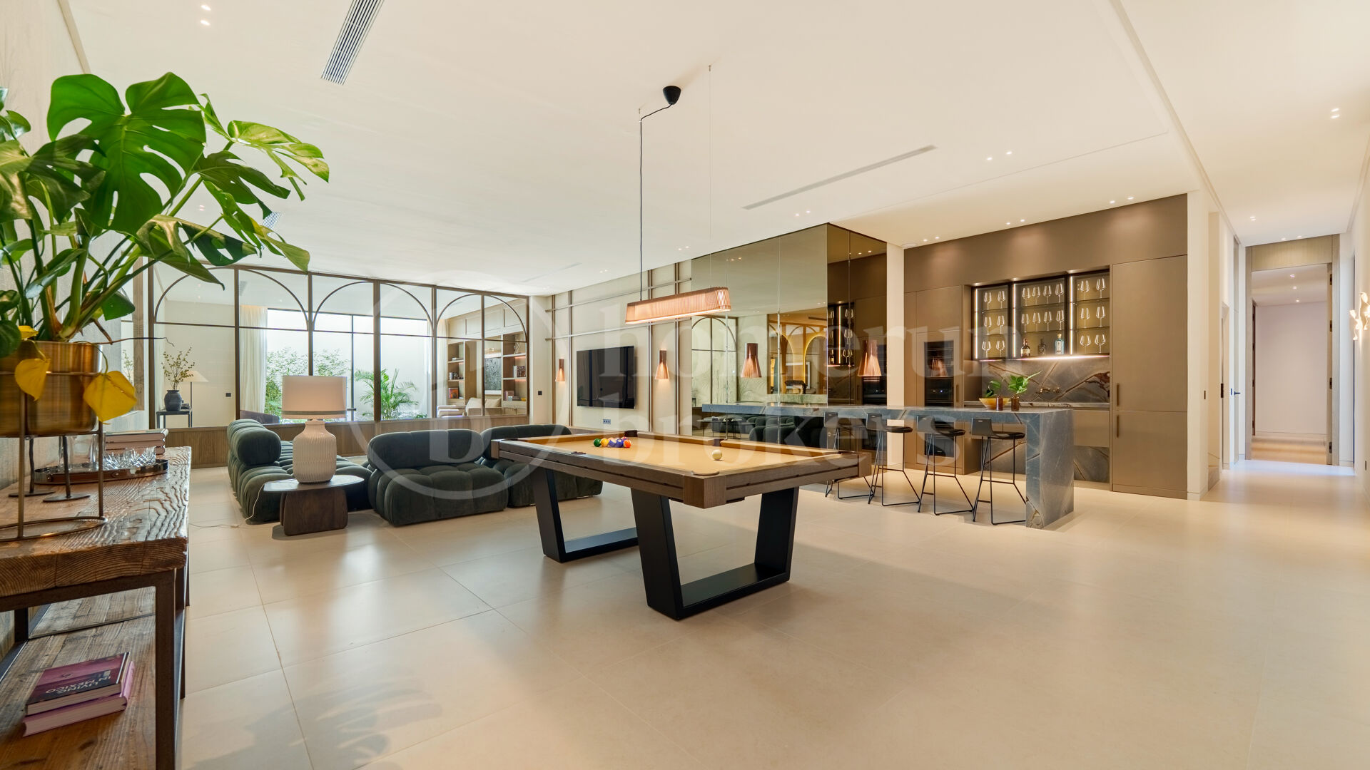 Casa Piemonte – Modern lyxvilla i Parcelas del Golf, Nueva Andalucía
