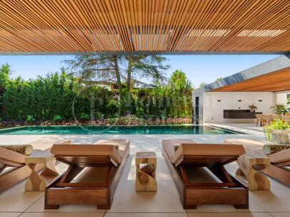 Casa Piemonte – Modern lyxvilla i Parcelas del Golf, Nueva Andalucía