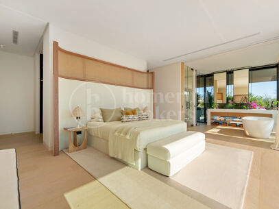 Casa Piemonte – Modern lyxvilla i Parcelas del Golf, Nueva Andalucía