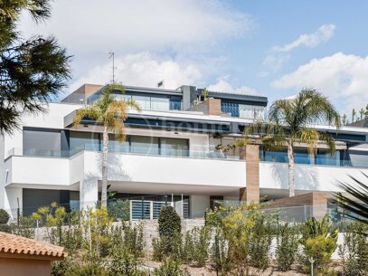 Takvåning att hyra i Cabopino, Marbella Öst