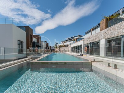 Takvåning att hyra i Cabopino, Marbella Öst
