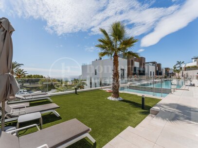 Takvåning att hyra i Cabopino, Marbella Öst