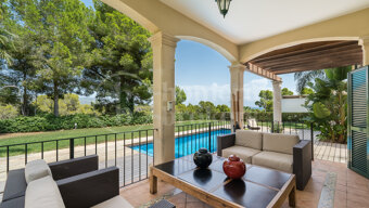 Villa Reina – Mediterranean-Style Villa for Sale in Cala Vinyes, Mallorca