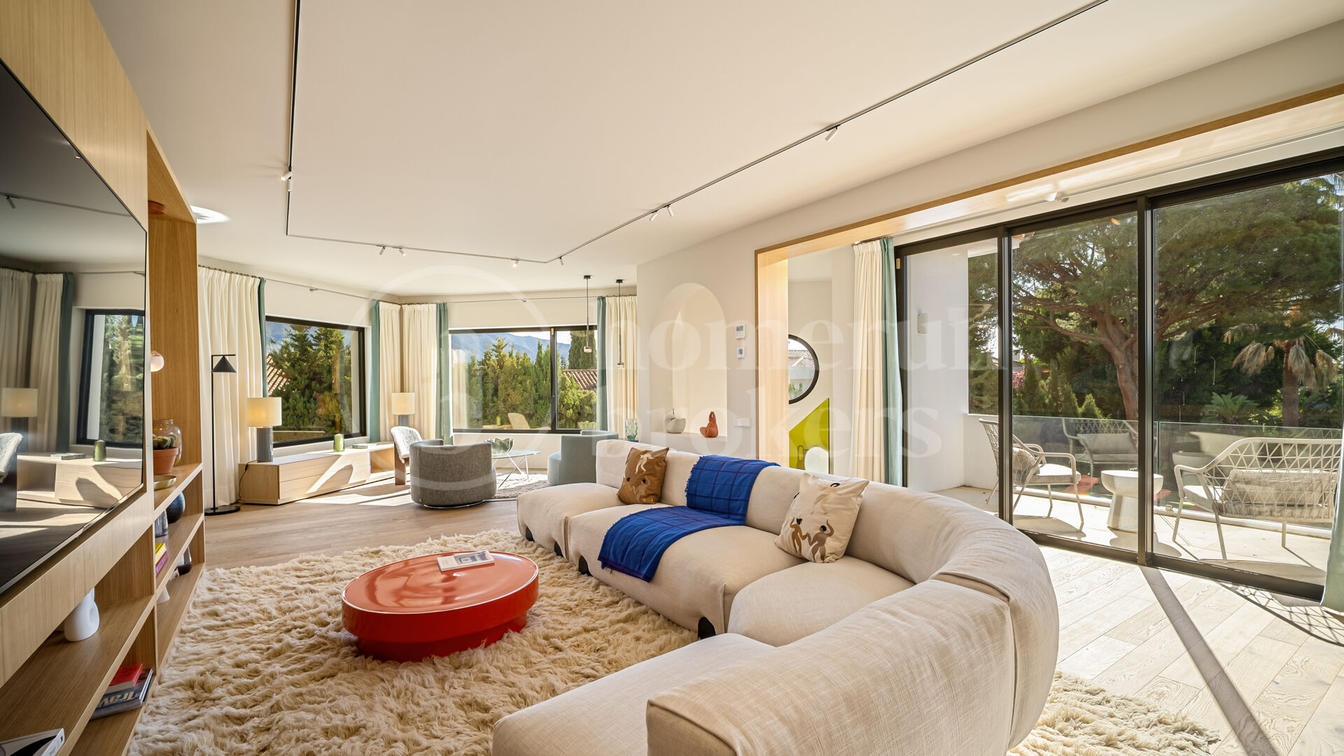 Villa Madrisa – Elegant Mediterranean Villa in the Heart of Nueva Andalucía