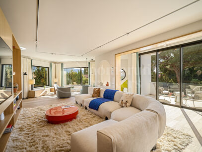 Villa Madrisa – Elegant Mediterranean Villa in the Heart of Nueva Andalucía