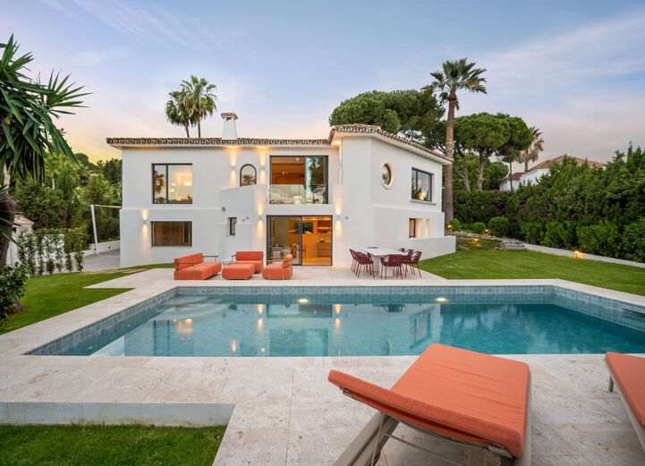 Luxury Casa For Sale In Nueva Andalucia