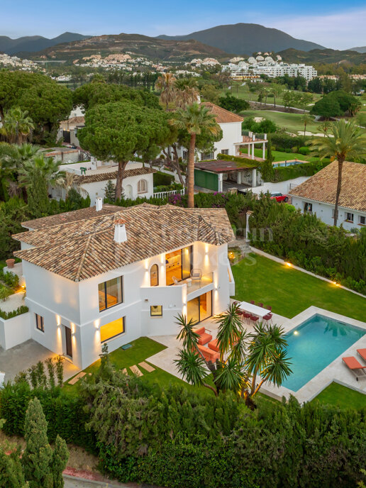 Villa Madrisa – Elegant Mediterranean Villa in the Heart of Nueva Andalucía