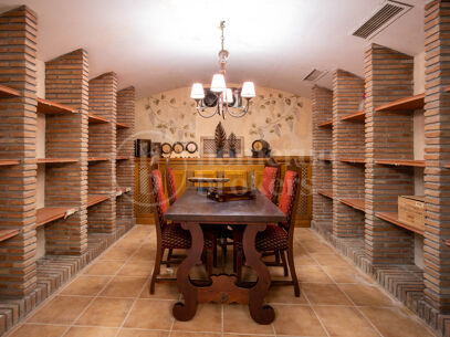 Casa de los Sueños - Mediterranean Villa In Altos Reales