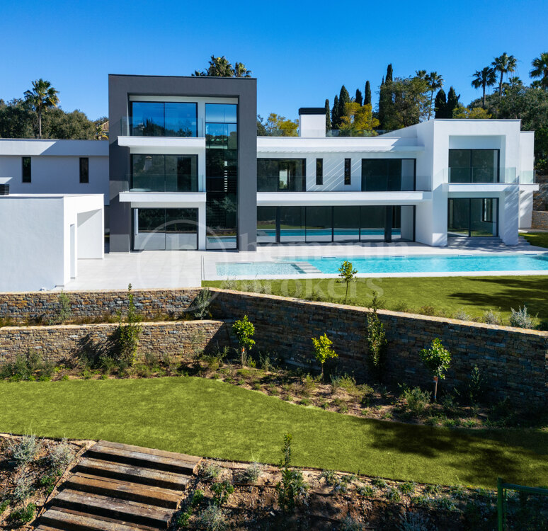 Casa Quijote – Modern Luxury Villa for Sale in Sotogrande